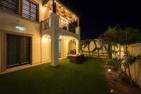 Private Villa in Cabo with Garden, Hot Tub & Medano Beach just 10 min away - B&B Cabo San Lucas