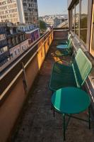 Central rooftop apartment with city view - B&B Basel