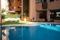 Malaga con infinity pool y terraza cubierta - B&B Málaga