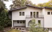 Golden Villas - Cozy Family Villa with Garden & Sauna, Konstancin - B&B Konstancin-Jeziorna
