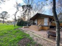 Premium Lakefront Cabin 3 The Firefly - Chambres d'hôtes Bastrop