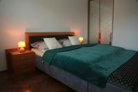 Large three-room Apartment in Cassovar with underground garage - B&B Košice