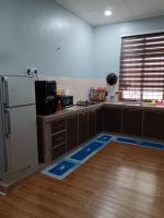 Adhwa Homestay - B&B Kampung Bukit Katil