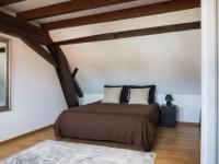 Résidence 90 m2 lumineuse - cour intérieure alsacienne, balcon & parking - B&B Marlenheim