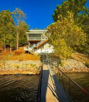 Lakefront Home-3BD/2.5BA/Dock/Grill/Firepit/Kayaks - B&B Linn Creek