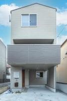 Skytree House Oshiage New 3-story Villa, 2 Showers, 2 Toilets, 4 Rooms, 3 min walk to Oshiage Station - Chambres d'hôtes Tokyo