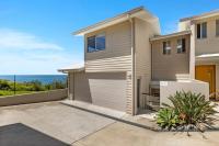 Ziggy's Beach House - Ocean views, Jacuzzi, Sauna! - B&B Woolgoolga