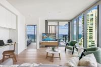 Broadbeach Central - Broadbeach - Modern - views - All amenities - B&B Gold Coast