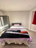 London Luxury Home Stay - B&B Edmonton