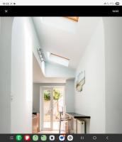 Central Beach Cottage - outside conservation area, minutes walk to all amenities - Chambres d'hôtes Deal