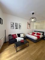 Pigalle Square - Modern apartment steps away from Moulin Rouge - B&B Paris