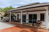 King Room with Pool View