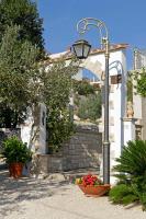 Villa Maja - Bed and Breakfast Bol