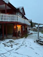 Lillian's gjestehus, Skibotn - Chambres d’hôtes Ivgobahta