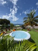 Appartement Sainte-Luce - Jacuzzi Privé et Vue sur le Diamant - B&B Sainte-Luce