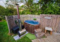 Lakeview Dome - B&B Henfield