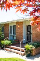 8th Tee - Retro Vibes Peacefully Tucked Away - B&B Mudgee