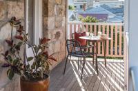 Miss Midgley's - Drawing Room - B&B Brisbane