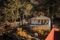 Le 88 Howard - Spa Sauna River & Cute Bridge - Ferienwohnung Mansonville