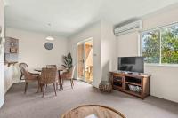 St James 6 - B&B Tuncurry