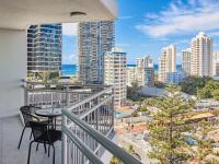 One-Bedroom Apartment with View