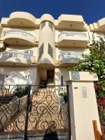 Antique apartment with sea view - B&B Hurghada