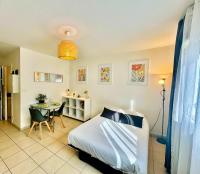 Flowers Studio - B&B Saint-Julien-en-Genevois