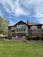 Lindsay House Guest House - B&B Armidale