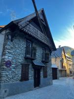 SNÖ Casa Pucurull - B&B Salardú