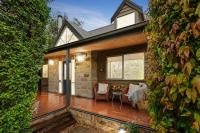 Queen Room with Spa Bath