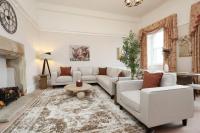 Spacious 3BR Flat in Cowbridge Centre - B&B Cowbridge