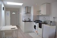 Studio near Heathrew Airport - B&B Northolt