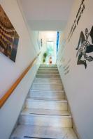 Apartamento con balcón