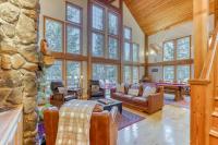 Lazy Bear Lodge · Spacious 6BR Lodge with Chef's Kitchen, Hot Tub, Golf Views and more - Ferienwohnung Mount Hood Villages