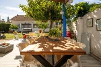 Atenea Room by the Beach - Claire Homes - Bed and Breakfast Castelldefels