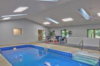 Pool House on Ponce De Leon - Bed and Breakfast Hot Springs Village