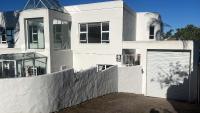 The White House - Bed and Breakfast Port Elizabeth