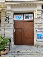 Three Stories Apartment in Old City center with Castle view and Terrace - B&B Bratislava