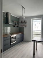 Стильні апартаменти з двома окремими спальнями з панорамним видом на Дніпро! - Ferienwohnung Tscherkassy