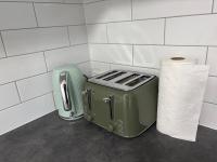 Space, Style and Serenity - B&B Lower Hutt