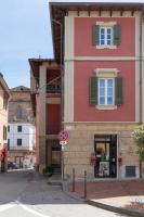 Medea, Charming Apartments La Spinetta nel Borgo - B&B Terricciola