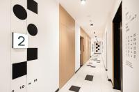 Okęcie Studios Nowy Służewiec 21 by SuperApart - next to Chopina airport - Chambres d'hôtes Varsovie