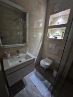 New Moment 2 - B&B Žarkovo