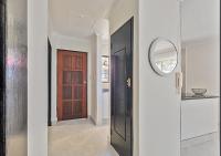 Pristine Modern Cottage with Tennis & Laundry - B&B Johannesburg