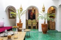 Riad Dekkak - Traditional Private Riad - Chambres d'hôtes Marrakech