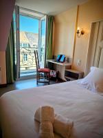 Double Room with Balcony and Sea View