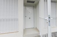SCR7B1 Amplio piso exterior de un dormitorio en el barrio La Latina - B&B Madrid