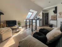 Studio lumineux et rénové - 2 personnes - Bed and Breakfast Angers