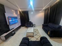 Classic One-Bedroom Apartment with King Bed