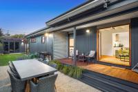 Coastal Haven 500mtrs to beach - B&B Ocean Grove